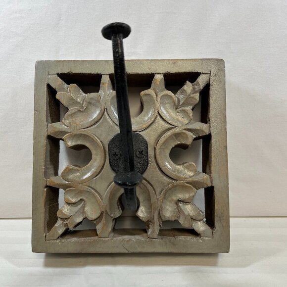 HAND CARVED INDIA WOODEN WALL HOOK WITH WROUGHT IRON DECORATIVE CLOSET COAT - Picture 1 of 7